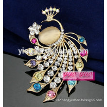 fashion jewelry peacocks crystal animal brooch